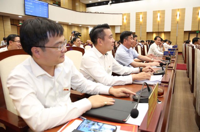 HĐND TP Hà Nội thông qua 3 nghị quyết về kế hoạch đầu tư công - Ảnh 1. HĐND TP Hà Nội thông qua 3 nghị quyết về kế hoạch đầu tư công - Ảnh 1.