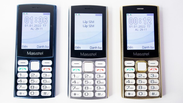 Có gì ở mẫu điện thoại Việt vừa gây &quot;sốt&quot; với loạt tính năng độc lạ, pin trâu, giá 700.000 đồng - Ảnh 2.