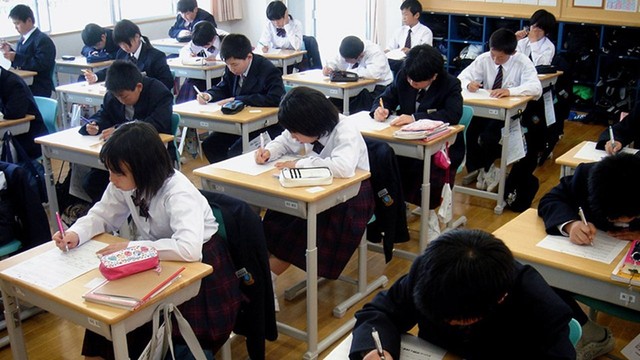 Những điều thú vị về nền giáo dục Nhật Bản: Học thêm rất phổ biến, giáo viên &quot;không dám&quot; mời học sinh ra khỏi lớp - Ảnh 2.