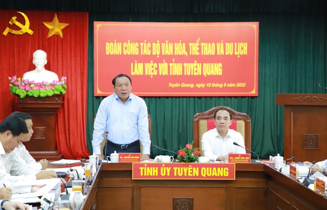 Bộ trưởng Nguyễn Văn Hùng: Giữ gìn phát huy bản sắc văn hóa dân tộc, bảo tồn tôn tạo và phát huy các di tích lịch sẽ kiến tạo sự bền vững - Ảnh 1.