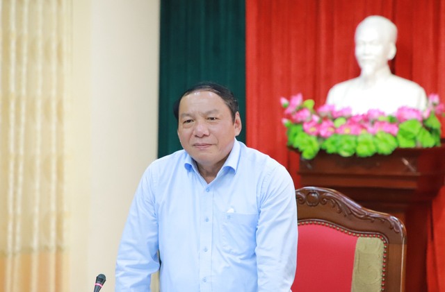 Bộ trưởng Nguyễn Văn Hùng: Giữ gìn phát huy bản sắc văn hóa dân tộc, bảo tồn tôn tạo và phát huy các di tích lịch sẽ kiến tạo sự bền vững - Ảnh 4.