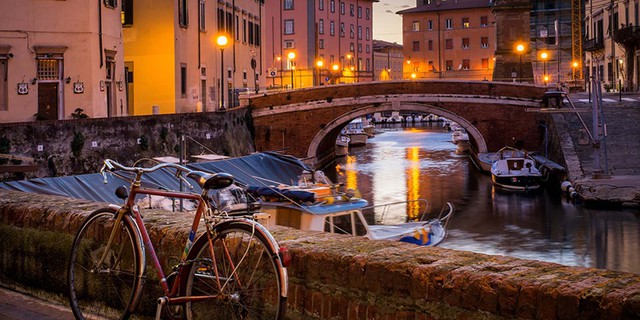 Thành phố mang tiếng &quot;dị biệt&quot; vùng Tuscany, e ấp ẩn mình giữa Florence và Pisa danh tiếng - Ảnh 4.
