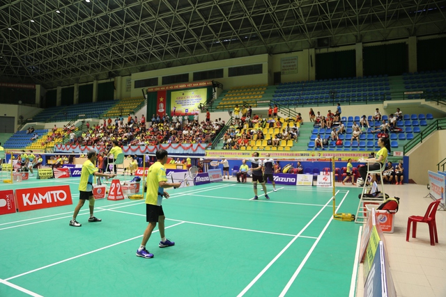 Hơn 530 vận động viên tham dự Giải Cầu lông các câu CLB tỉnh Thừa Thiên Huế mở rộng - Ảnh 3.