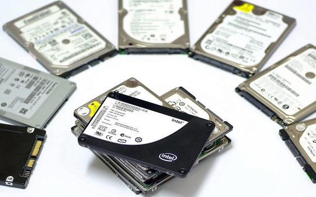 Cách tính và kiểm tra tuổi thọ của ổ cứng SSD - Ảnh 1.