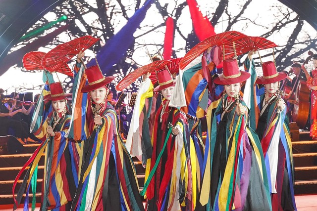 Hà Nội: Ngập tràn văn hóa Hàn Quốc tại Phố đi bộ Trịnh Công Sơn - Ảnh 10.