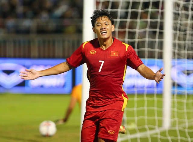 Nhóm cầu thủ trẻ lần đầu lên tuyển, Tuấn Tài ghi điểm trong mắt HLV Park Hang-seo - Ảnh 4.