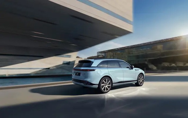 SUV điện sạc nhanh nhất thế giới Xpeng G9: Kiểu dáng ấn tượng, đối thủ xứng tầm của Tesla, giá từ 43.800 USD - Ảnh 9. SUV điện sạc nhanh nhất thế giới Xpeng G9: Kiểu dáng ấn tượng, đối thủ xứng tầm của Tesla, giá từ 43.800 USD - Ảnh 9.