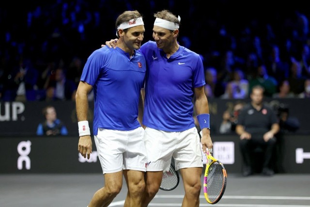Federer thua trận cuối sự nghiệp khi đánh cặp cùng Nadal, bật khóc chào tạm biệt - Ảnh 4.