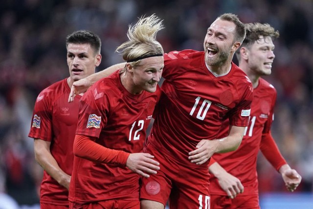 Thua Đan Mạch 0-2, tuyển Pháp chạm cột mốc buồn sau 12 năm - Ảnh 3.