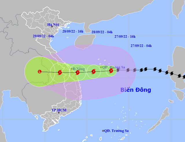 Thủ tướng Phạm Minh Chính triệu tập cuộc họp ứng phó khẩn cấp bão số 4 - Ảnh 4.