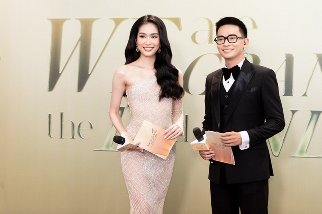 Thảm đỏ Miss Grand Việt Nam: Hoa hậu Thuỳ Tiên và dàn mỹ nhân khoe sắc, 2 mỹ nhân nổi tiếng xuất hiện - Ảnh 18.