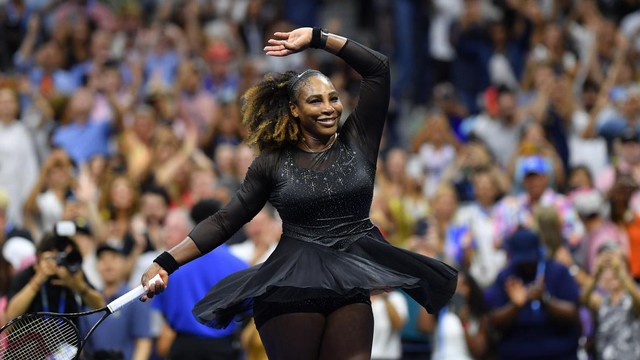 Cuộc chia tay đẫm nước mắt của huyền thoại quần vợt Serena Williams: &quot;Cảm ơn tất cả mọi người&quot; - Ảnh 5.