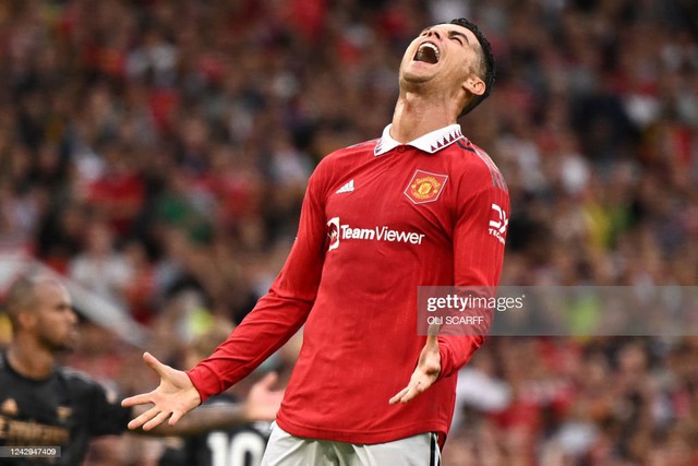 Trong ngày Man United đè bẹp Arsenal, có một Ronaldo đã &quot;tỉnh giấc&quot; - Ảnh 3.