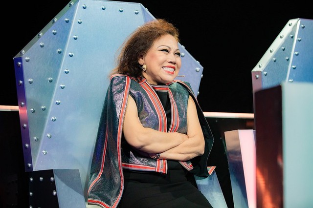 Nữ giám khảo ngồi &quot;ghế nóng&quot; lâu nhất Vietnam Idol hiện phải làm đủ nghề để mưu sinh - Ảnh 8.