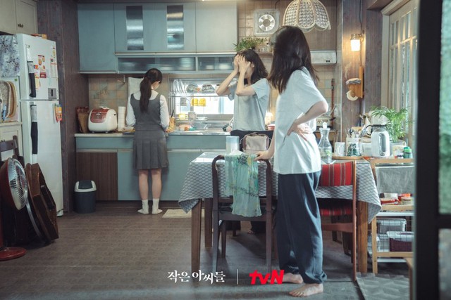 Phim mới của Kim Go Eun có gì mà được khen nức nở: Diễn xuất hoàn hảo, nội dung kịch tính - Ảnh 5.