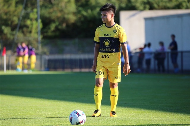 Quang Hải nhận thêm cảnh báo ở Pau FC, đánh mất lợi thế “sở trường” vào tay đồng đội - Ảnh 1.