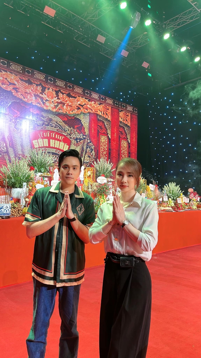 Sao Việt dự giỗ tổ Sân khấu: Trịnh Kim Chi làm lễ trang nghiêm, dàn nghệ sĩ rộn ràng tề tựu  - Ảnh 44.