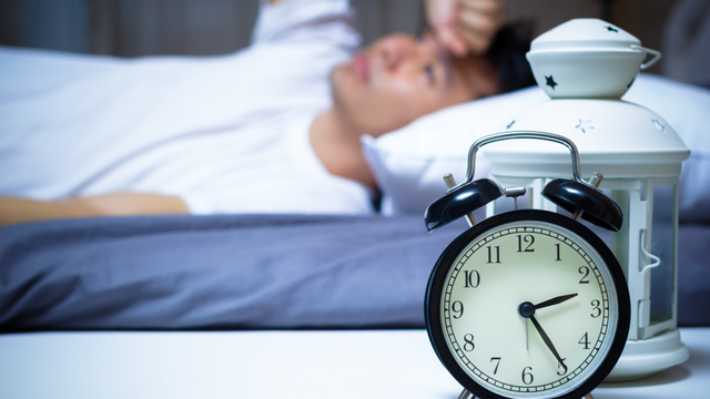 Nghiên cứu mới: Thói quen khi ngủ có thể làm tăng nguy cơ mắc gan nhiễm mỡ - Ảnh 1.