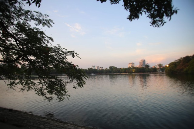 Hà Nội: Sớm tổ chức không gian phố đi bộ khu vực hồ Thiền Quang - công viên Thống Nhất - Ảnh 2.