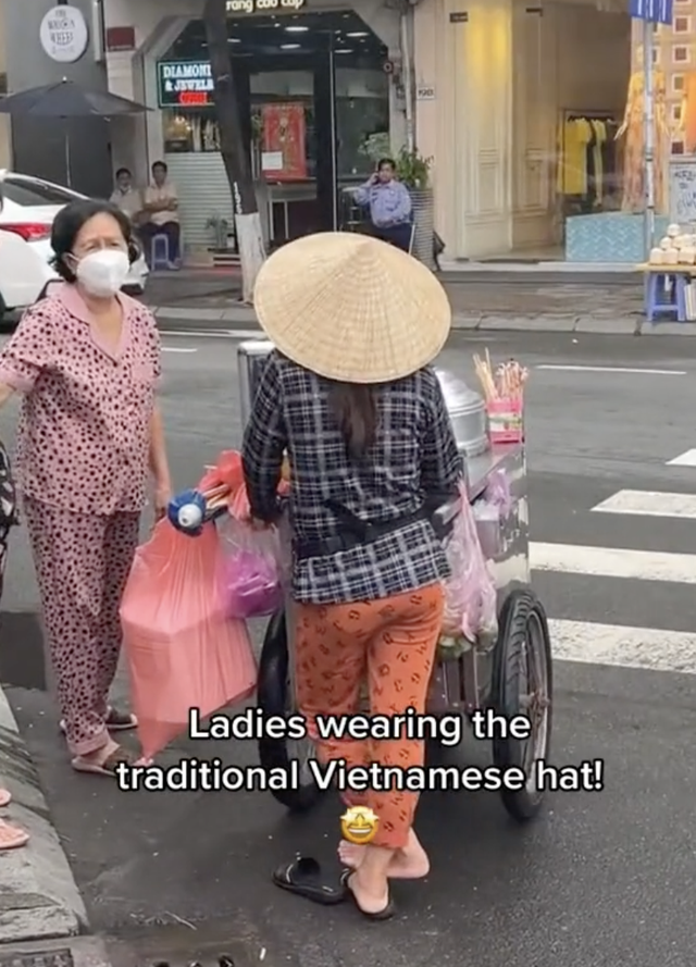 Trong mắt du khách nước ngoài, đây là những thứ bạn chỉ có thể tìm thấy ở đường phố Việt Nam - Ảnh 8.