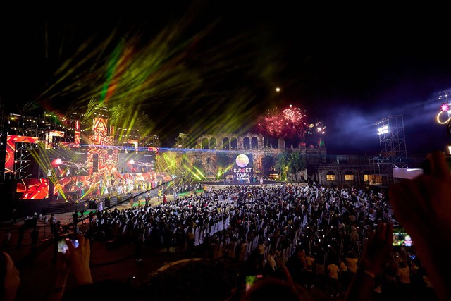 Bữa tiệc của âm nhạc, ánh sáng và pháo hoa tại New Year Countdown 2023 Phú Quốc - Ảnh 13.