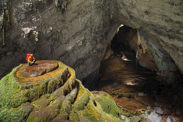 Có gì ở hung Thoòng, hệ thống hang động tự nhiên thứ 2 được khai thác đón khách du lịch ở Quảng Bình - Ảnh 1.