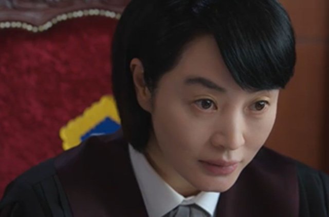 Loạt nhân vật mang tính biểu tượng của phim Hàn 2022: Nữ giới chiếm ưu thế với nhiều loại vai hấp dẫn - Ảnh 5.