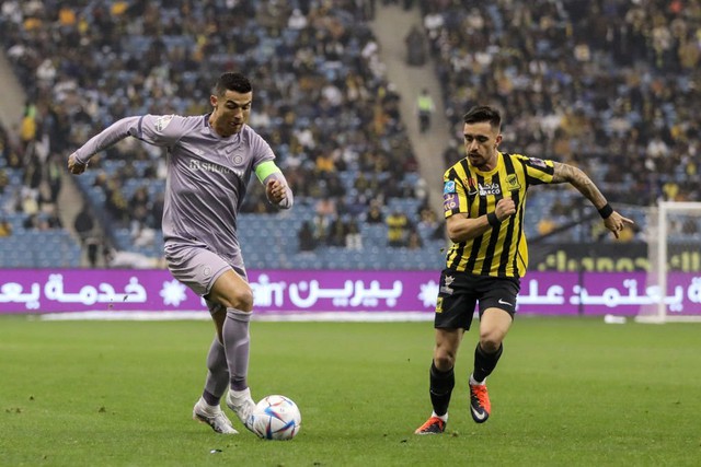 Ronaldo im hơi lặng tiếng, Al Nassr chính thức mất danh hiệu đầu tiên - Ảnh 1.