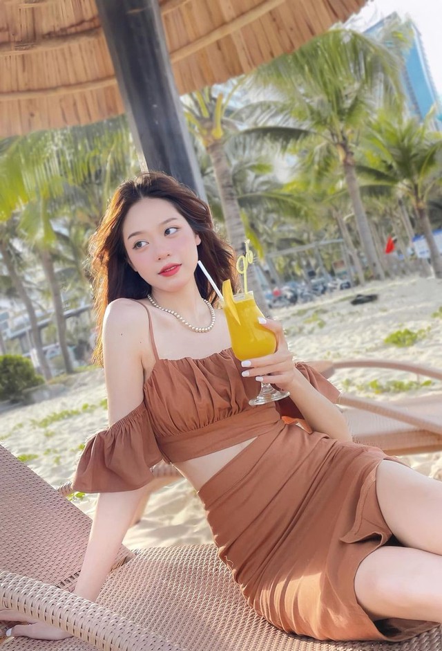 Diện mạo đời thường Top 3 Hoa hậu Việt Nam: 2 Á hậu ngọt ngào, Thanh Thủy lộ nhan sắc thật qua ống kính của fan - Ảnh 2.