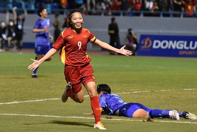 Dấu ấn xuất ngoại của Huỳnh Như và sứ mệnh đặc biệt cùng tuyển Việt Nam ở World Cup 2023 - Ảnh 5.