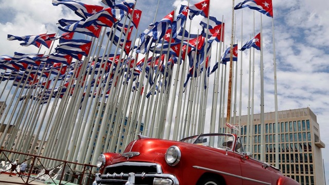 Mỹ chính thức mở lại dịch vụ cấp thị thực cho người dân Cuba sau 5 năm - Ảnh 1.