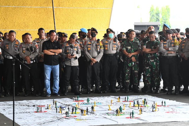 Indonesia tập huấn về công tác an ninh trước trận đấu với Việt Nam - Ảnh 4.