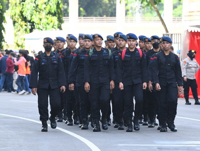 Hàng trăm xe chuyên dụng, khoảng 3000 người được điều động đảm bảo an ninh trận Indonesia gặp Việt Nam - Ảnh 7.