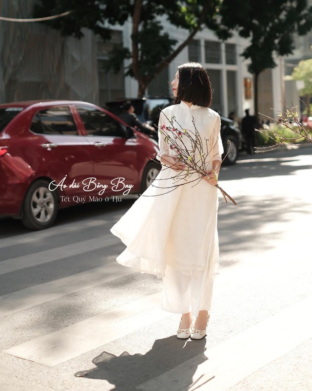 Blogger Trinh Phạm mách chị em 5 mẫu áo dài thiết kế chuẩn sang xịn để diện Tết  - Ảnh 9.