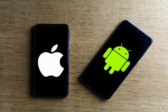 Bạn chọn điện thoại nào cho năm mới 2023: Android hay iPhone?  - Ảnh 2.