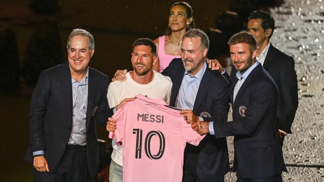 Messi: &quot;Ronaldo là tiền đạo hay nhất tôi từng được chứng kiến&quot;  - Ảnh 2.