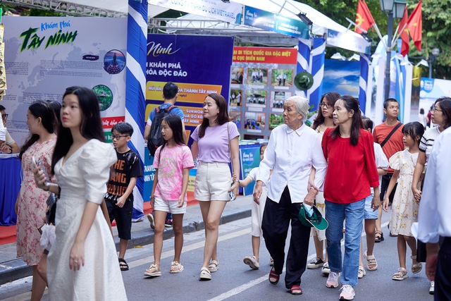 Du lịch Tây Ninh được dự đoán “bùng nổ” sau ngày “Tây Ninh tại Hà Nội” - Ảnh 1.