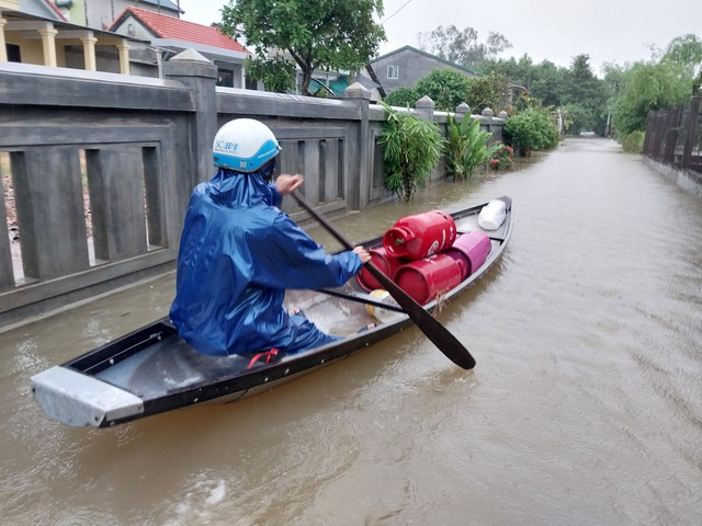 Thừa Thiên Huế: Ghi nhận những thiệt hại ban đầu do mưa lũ - Ảnh 3.