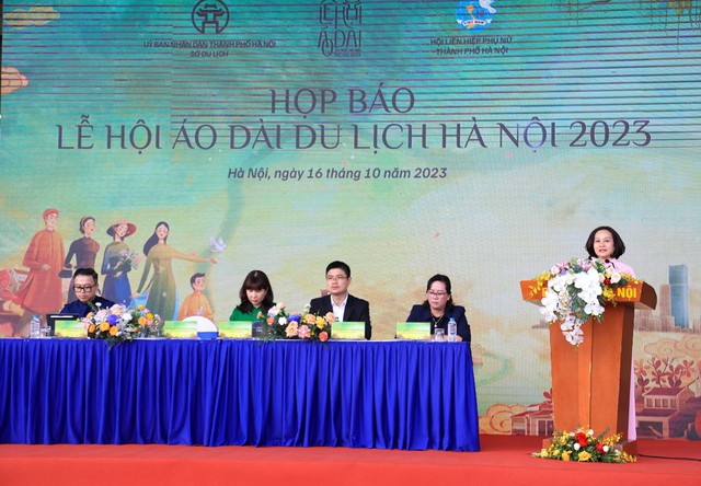 Khám phá nét son Hà Nội qua Lễ hội Áo dài Du lịch năm 2023 - Ảnh 2.