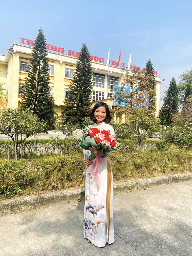 Ngày Phụ nữ Việt Nam 20/10: Có một ‘siêu nhân’ Nguyễn Thị Oanh bình dị, thích làm đẹp như bao cô gái khác - Ảnh 7.