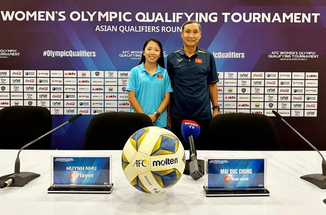 HLV Mai Đức Chung đánh giá cao đối thủ trong trận mở màn của đội tuyển nữ Việt Nam tại vòng loại thứ 2 Olympic Paris 2024 - Ảnh 1.