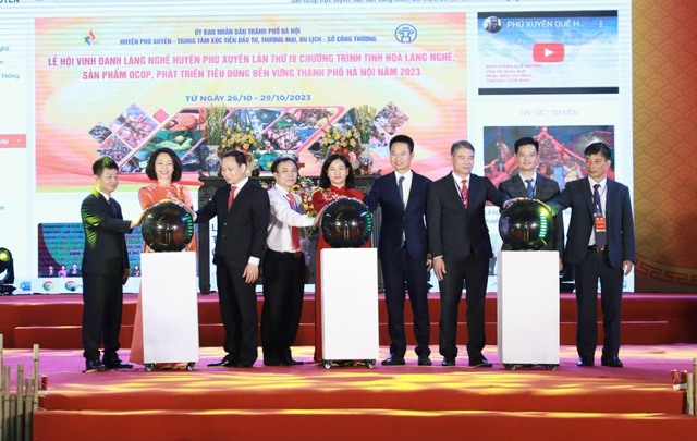 Khai mạc Lễ hội vinh danh làng nghề huyện Phú xuyên lần thứ IV  - Ảnh 5.