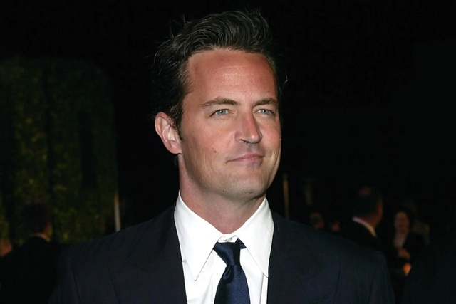 Jennifer Aniston cùng dàn sao "Friends" lần đầu lên tiếng sau sự ra đi của Matthew Perry, kết quả điều tra nguyên nhân cái chết sẽ mất vài tháng - Ảnh 2.