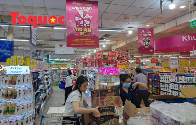 TP. Hồ Chí Minh cần khoảng 81.500 lao động trong quý IV/2023 - Ảnh 2. TP. Hồ Chí Minh cần khoảng 81.500 lao động trong quý IV/2023 - Ảnh 2.