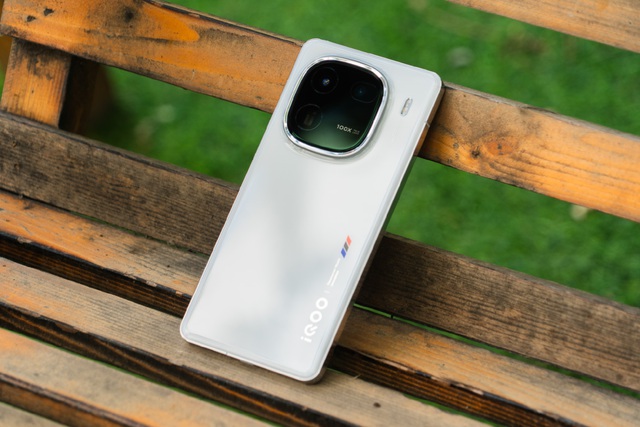 vivo ra mắt smartphone Snapdragon 8 Gen 3, camera zoom 100X, giá chỉ từ hơn 13 triệu đồng - Ảnh 9.