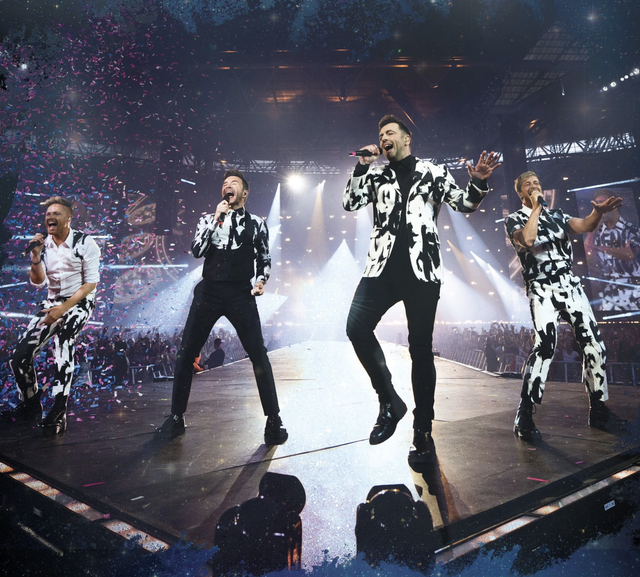 Concert Westlife ở Việt Nam hé lộ thêm nhiều chi tiết đặc biệt, khán giả háo hức đợi ngày ôn lại thanh xuân - Ảnh 1.