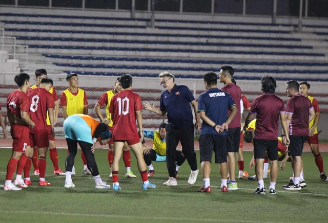 HLV Troussier: &quot;Tuyển Việt Nam đã sẵn sàng cho trận đấu gặp Philippines&quot; - Ảnh 1.