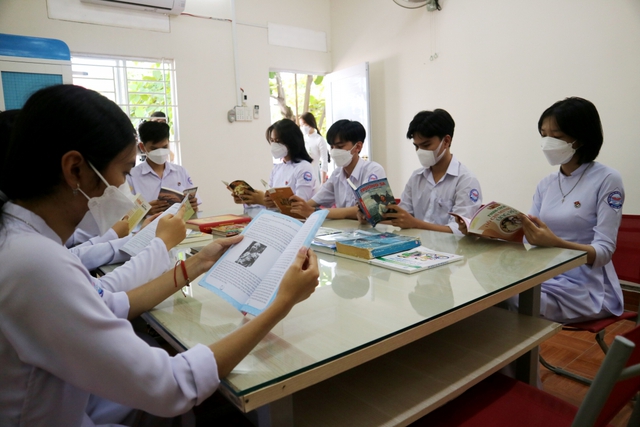Khánh Hòa: Liên thông thư viện trong nhà trường, đẩy mạnh văn hóa đọc - Ảnh 1.