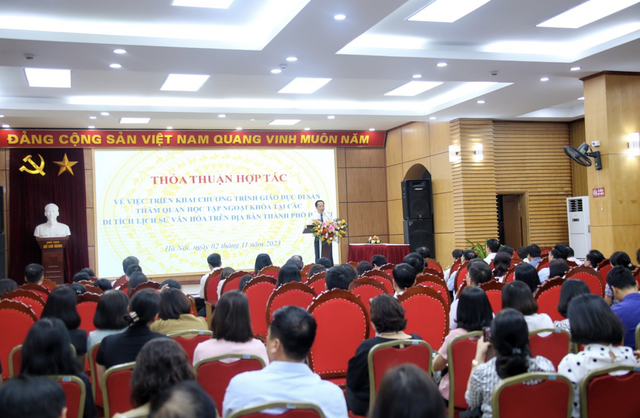 Đẩy mạnh chương trình giáo dục di sản văn hóa trên địa bàn thành phố Hà Nội - Ảnh 2.