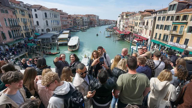 Venice chính thức áp dụng thu phí tham quan trong ngày từ năm 2024 - Ảnh 1.